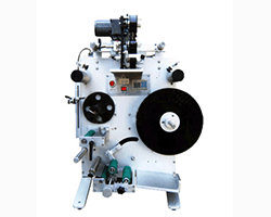 半自動圓瓶貼標(biāo)機(jī)